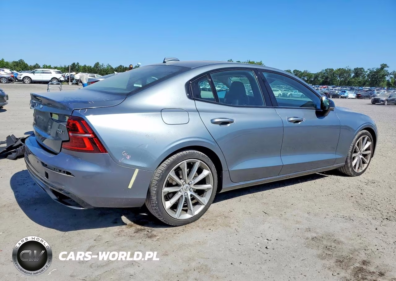 2021 Volvo S60 T5 VIN:7JR102TZ5MG118683 - 3