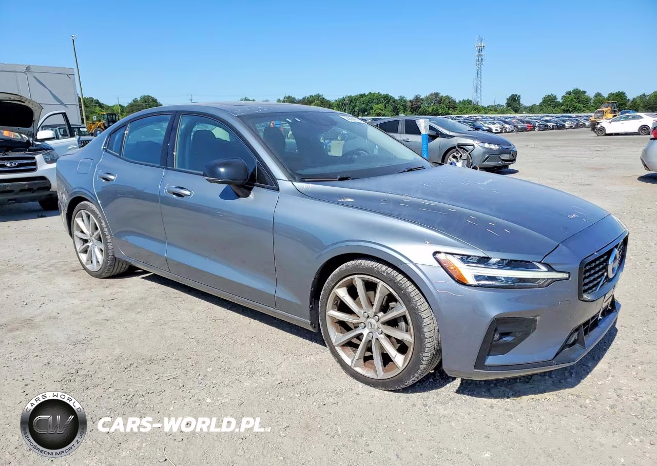 2021 Volvo S60 T5 VIN:7JR102TZ5MG118683 - 4
