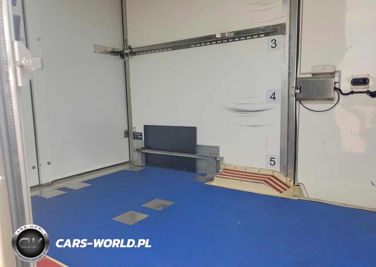 2022 Ford Transit Delivery Truck VIN:1FDBW5Z8XNKA01581 - 10