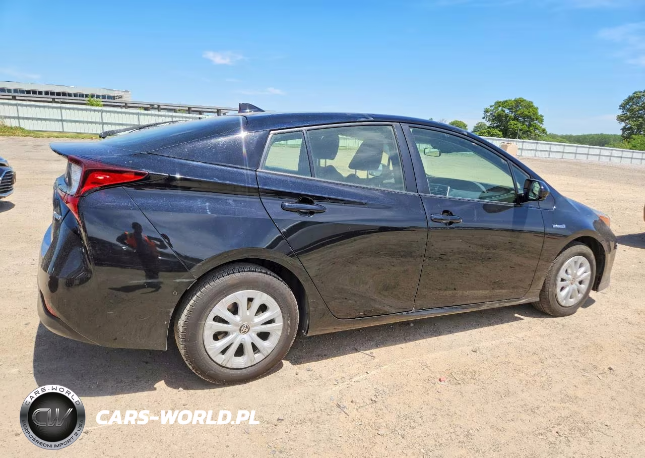 2019 Toyota Prius Le VIN:JTDKARFU1K3089308 - 3
