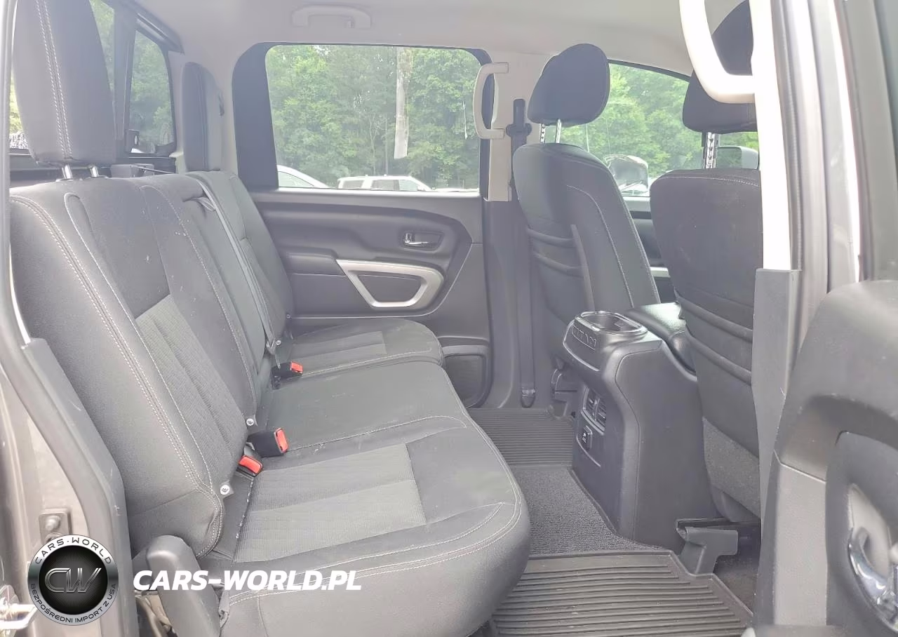 2018 Nissan Titan Sv VIN:1N6AA1E64JN531532 - 10