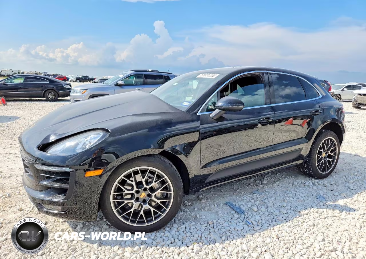 2015 Porsche Macan S