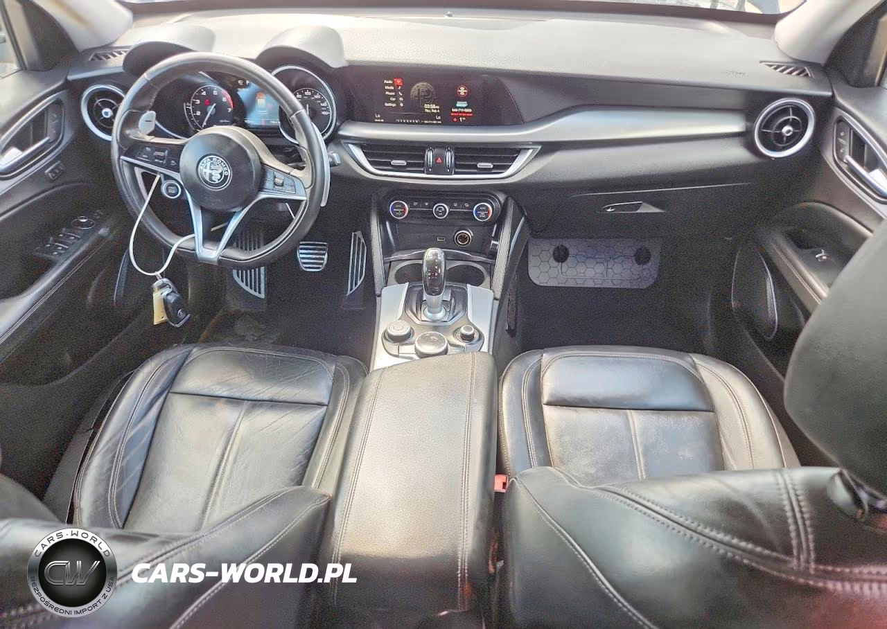 2018 Alfa Romeo Stelvio Sport VIN:ZASFAKPNXJ7B85520 - 8