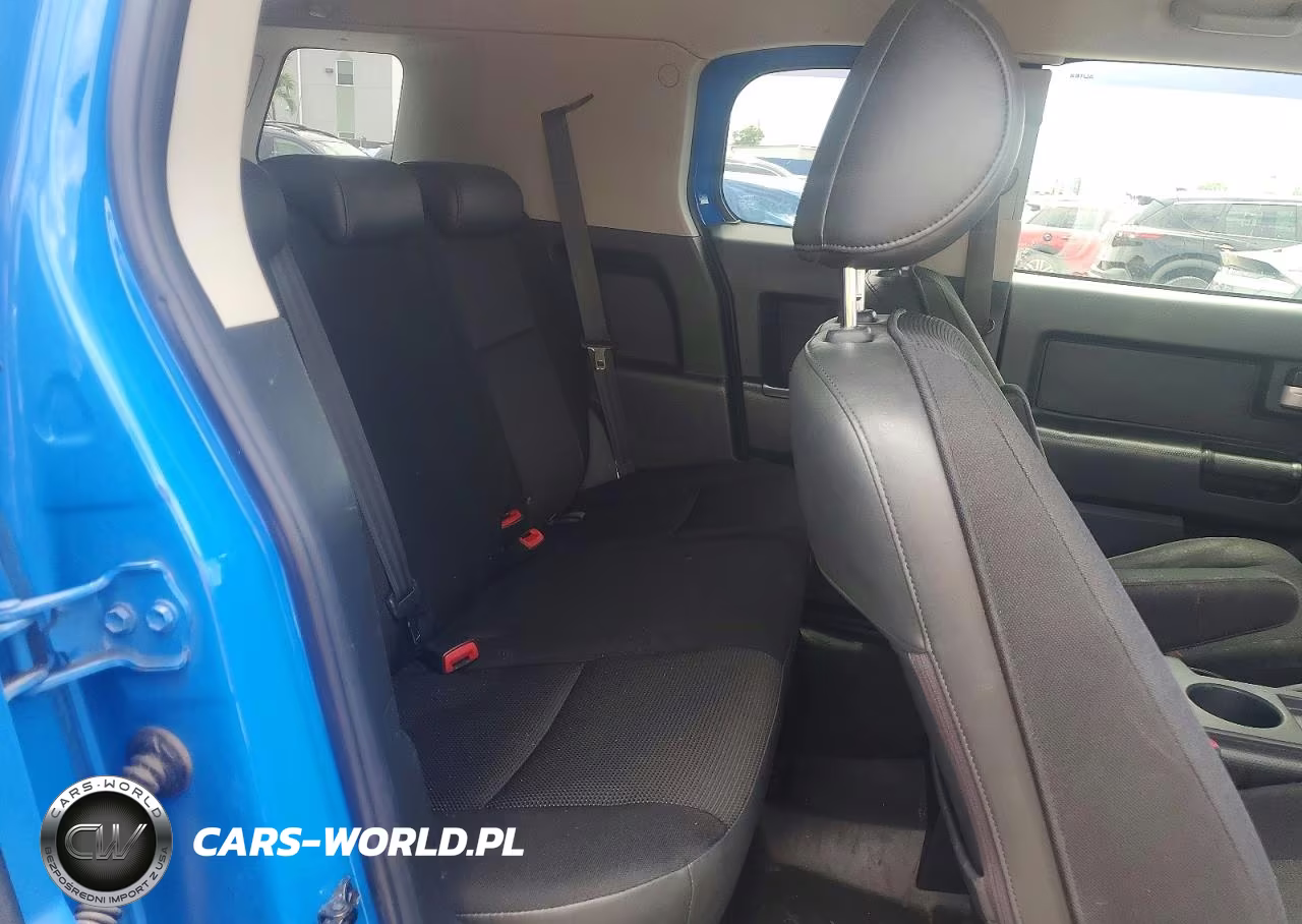 2007 Toyota Fj Cruiser Base VIN:JTEBU11F270097746 - 10