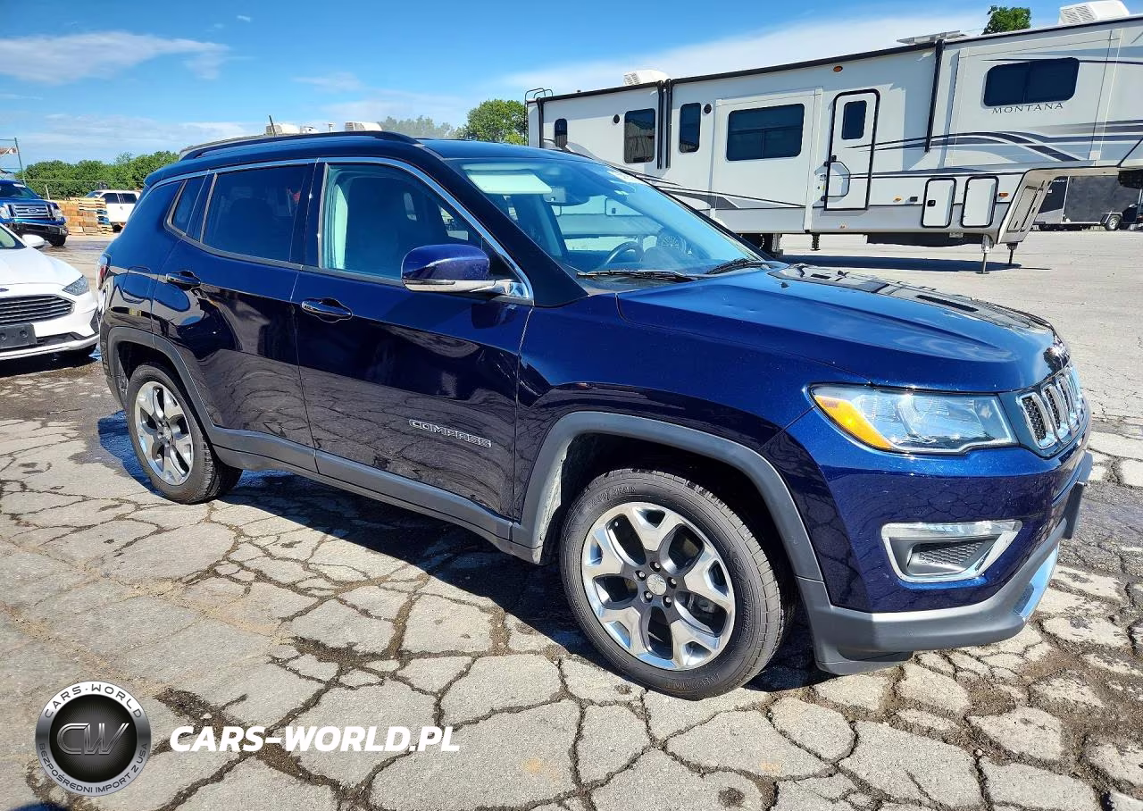 2019 Jeep Compass Limited VIN:3C4NJCCBXKT748925 - 4