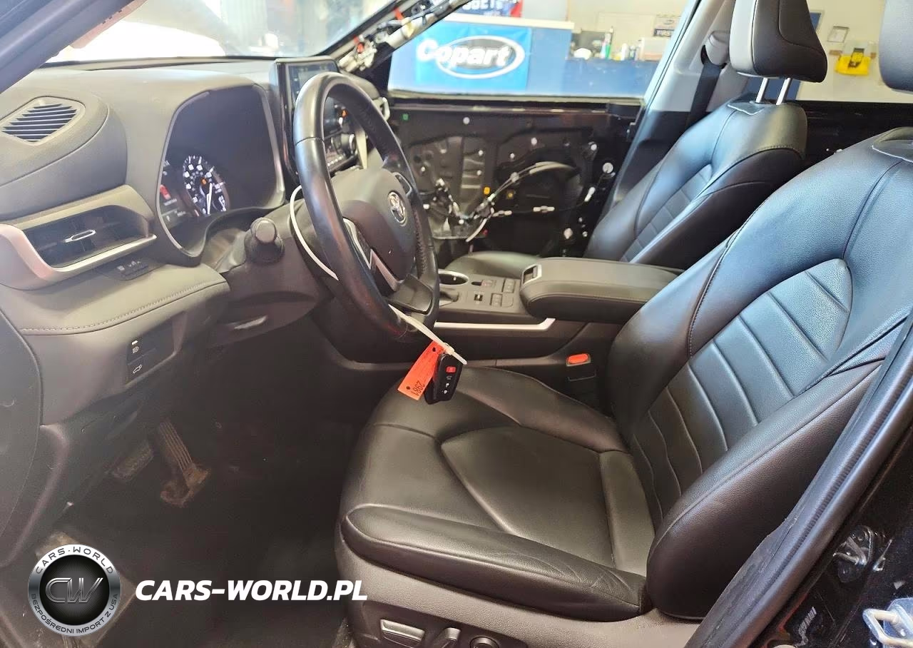 2022 Toyota Highlander Xle VIN:5TDGZRBH2NS573935 - 7