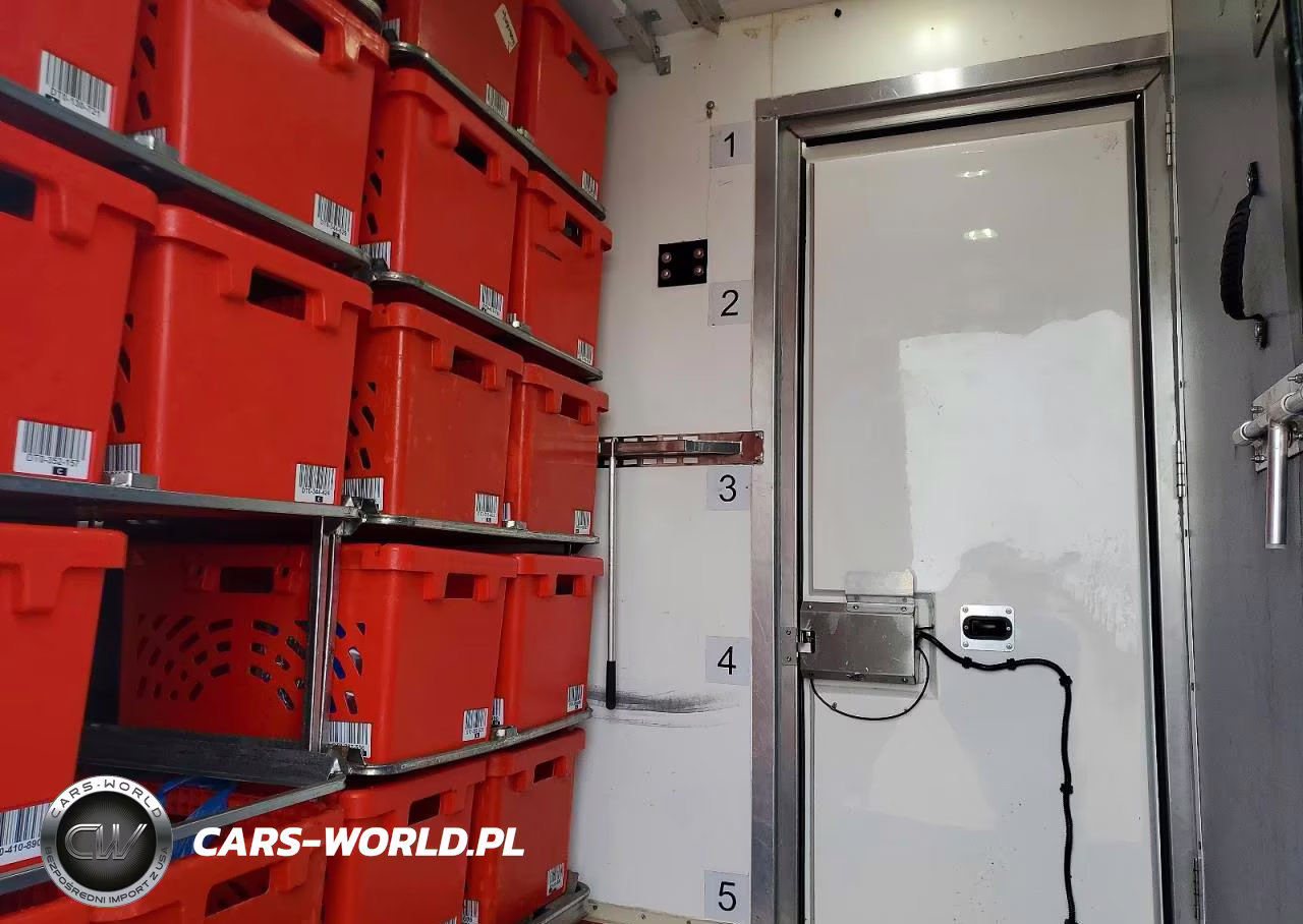 2022 Ford Transit Delivery Truck VIN:1FDBW5Z84NKA31644 - 10