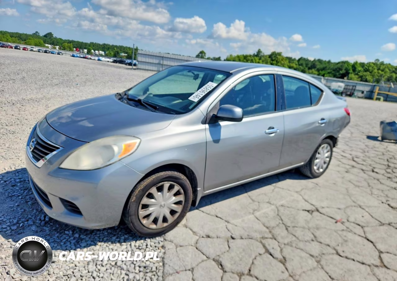 2014 Nissan Versa 1.6 Sv