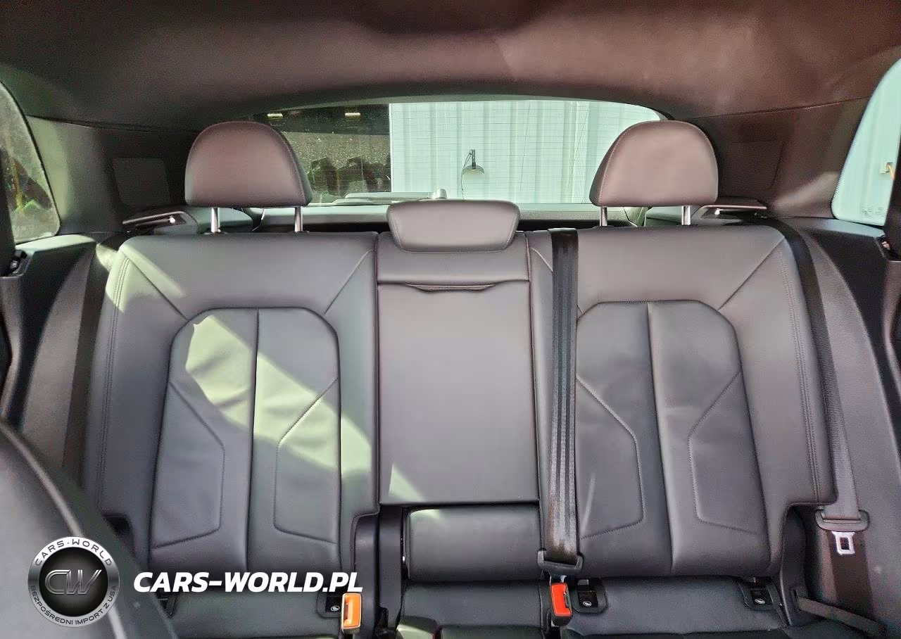 2021 Audi Q3 Premium 40 VIN:WA1AUCF39M1091596 - 10