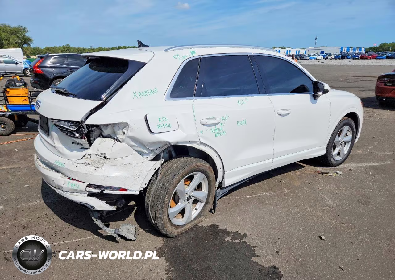 2021 Audi Q3 Premium 40 VIN:WA1AUCF39M1091596 - 3