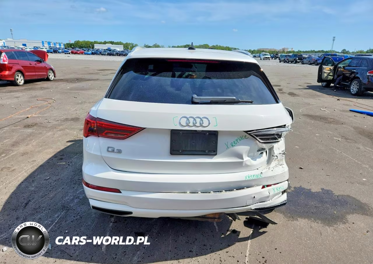 2021 Audi Q3 Premium 40 VIN:WA1AUCF39M1091596 - 6