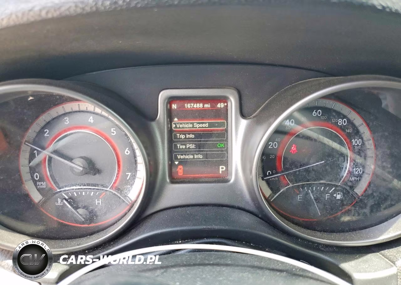2019 Dodge Journey Crossroad VIN:3C4PDCGG9KT693633 - 9