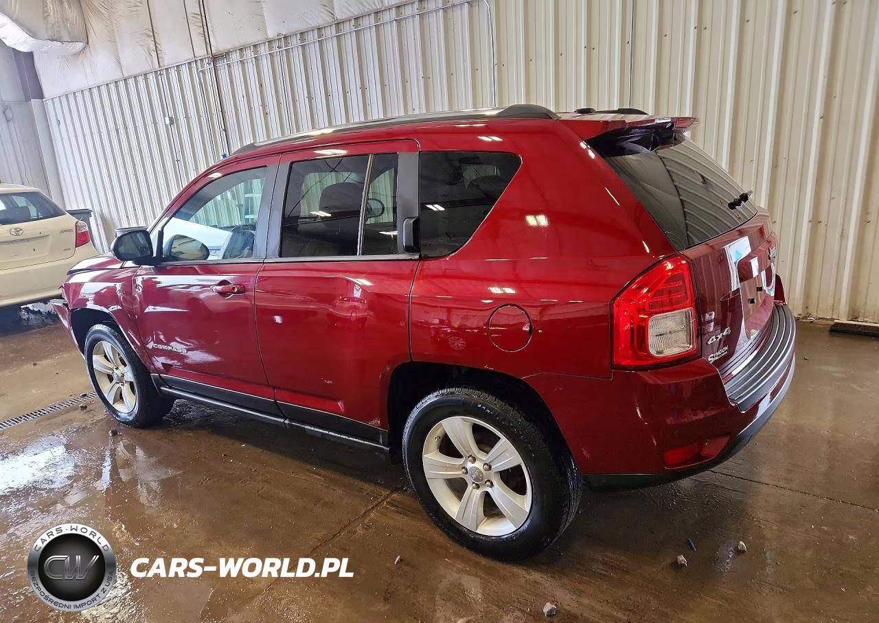 2012 Jeep Compass Latitude VIN:1C4NJDEB7CD524747 - 2