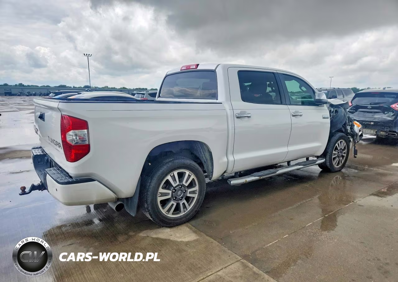 2018 Toyota Tundra Platinum VIN:5TFAW5F14JX718238 - 3