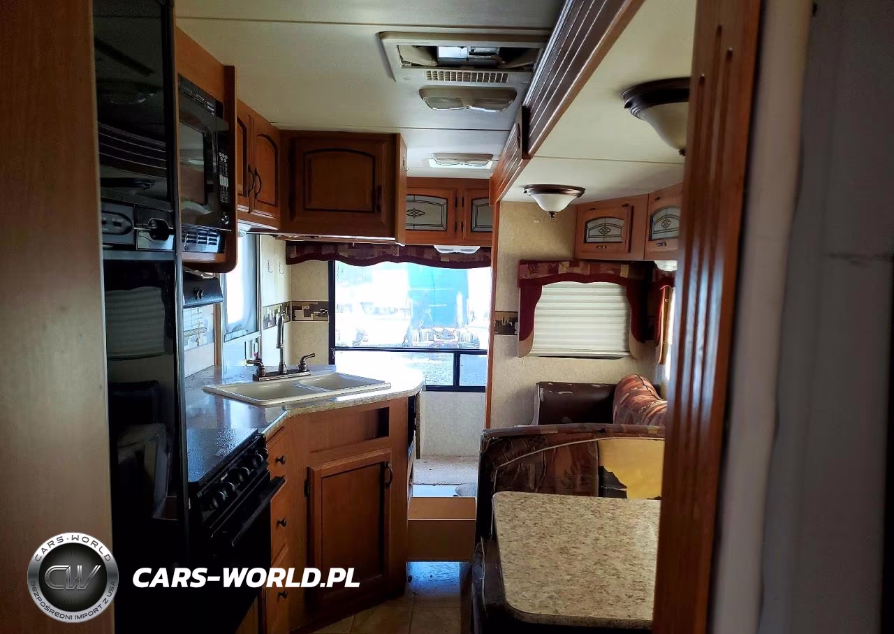 2010 Dutchmen Denali Camper VIN:47CTD1N27AP624810 - 6