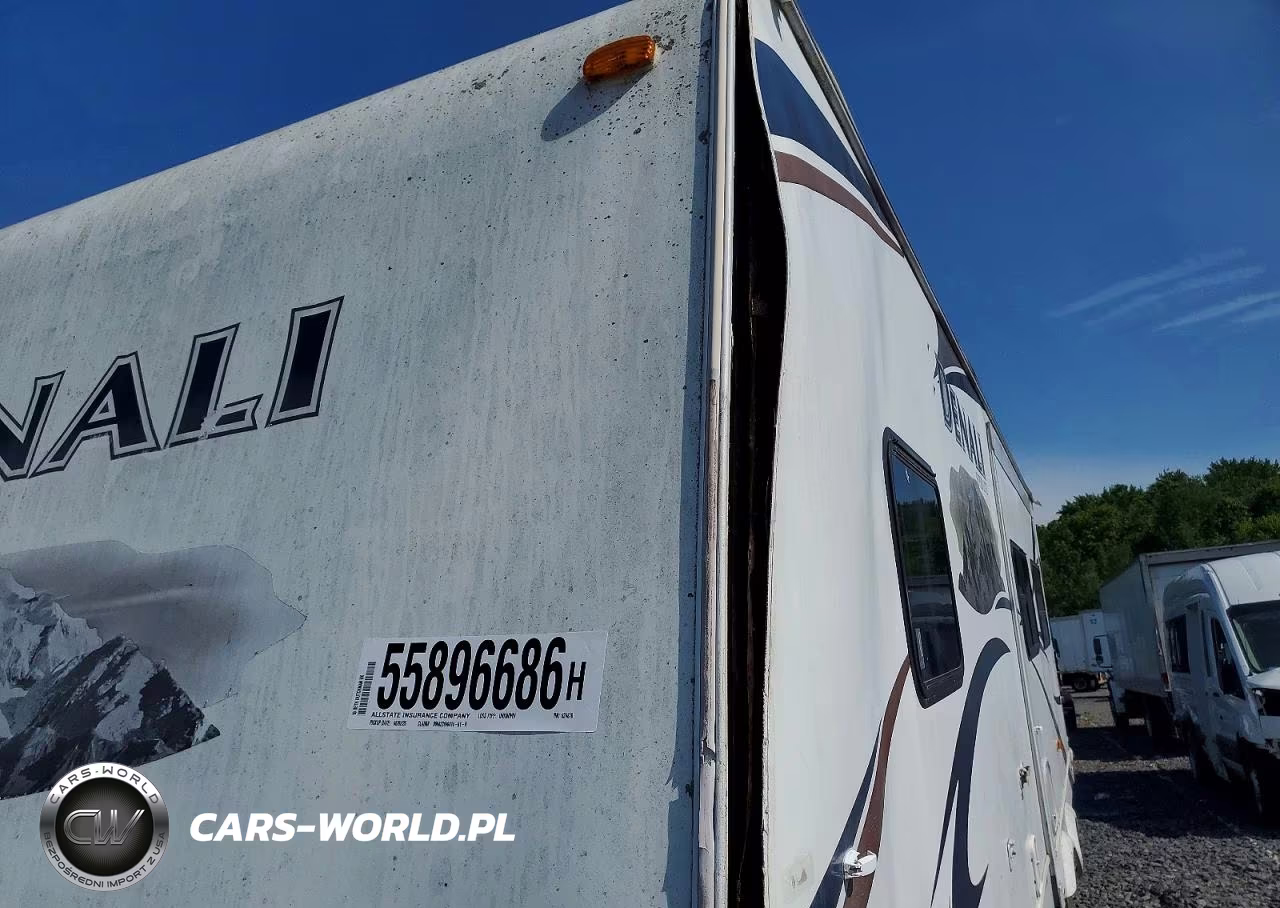 2010 Dutchmen Denali Camper VIN:47CTD1N27AP624810 - 9