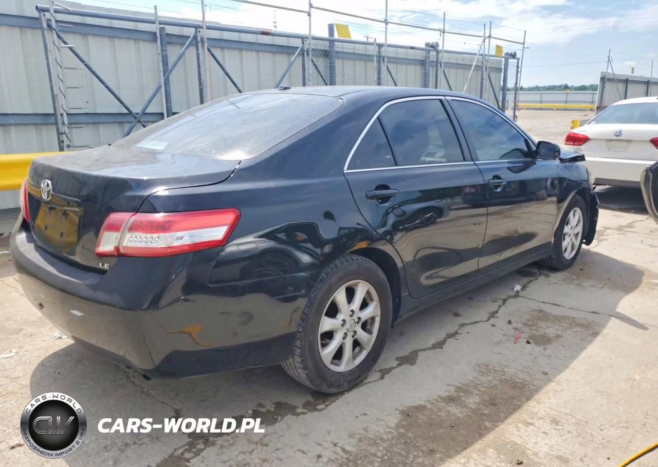 2010 Toyota Camry Le VIN:4T4BF3EK6AR057785 - 3