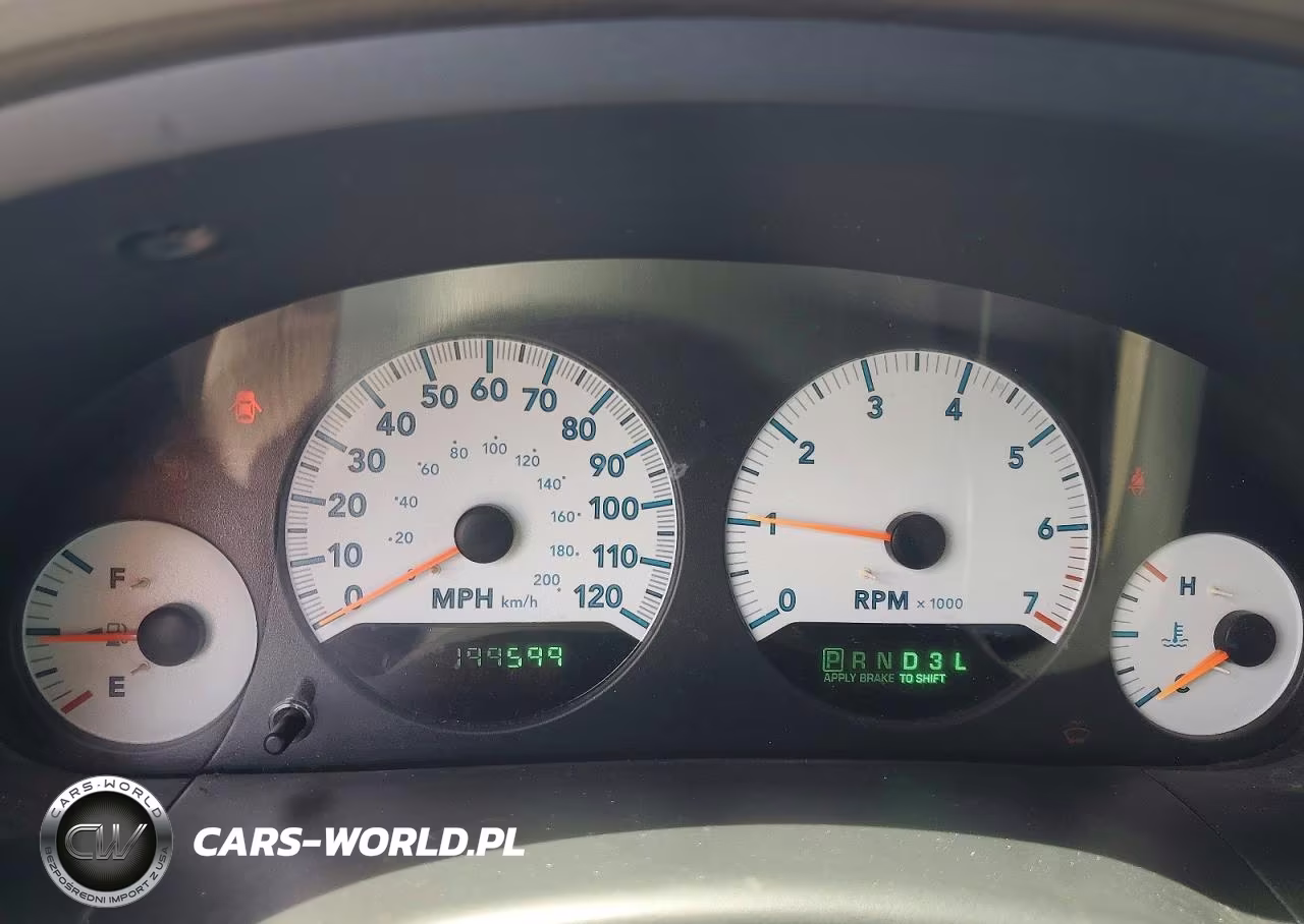 2005 Dodge Grand Caravan Sxt VIN:2D4GP44L25R296001 - 9
