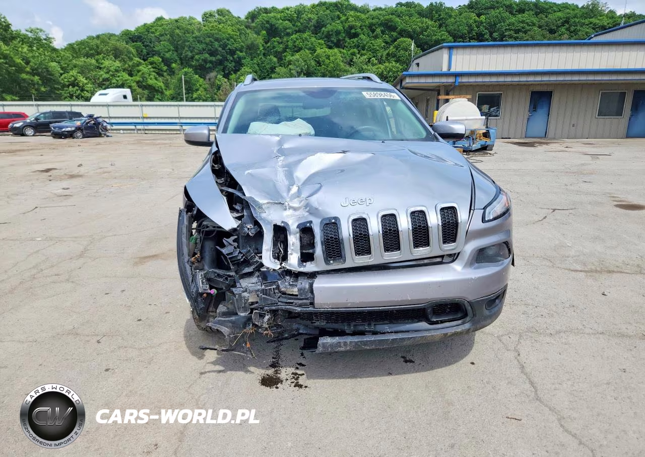 2014 Jeep Cherokee Latitude VIN:1C4PJMCS3EW265290 - 5