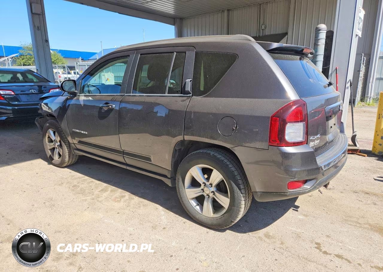2015 Jeep Compass Latitude VIN:1C4NJDEB7FD245996 - 2