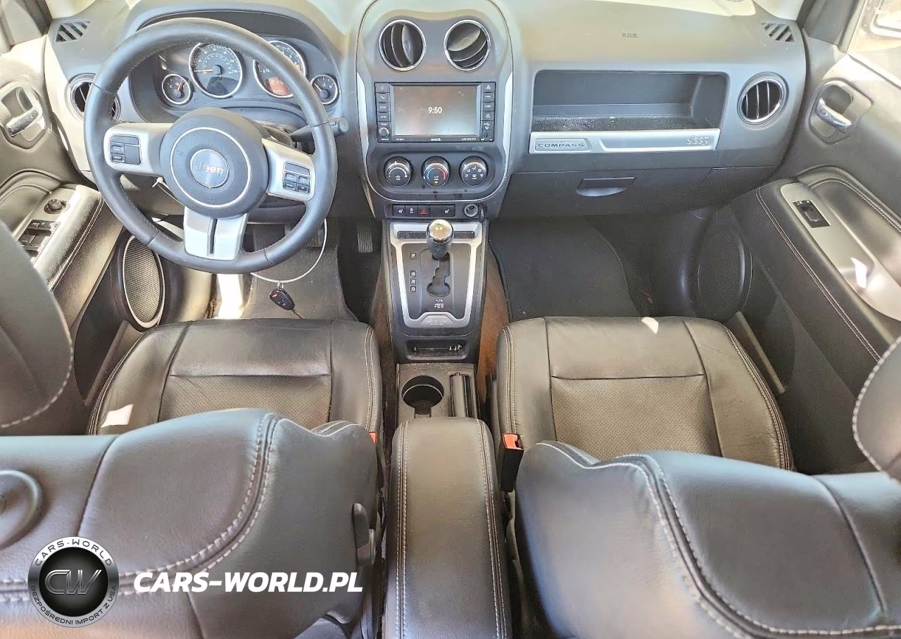 2015 Jeep Compass Latitude VIN:1C4NJDEB7FD245996 - 8