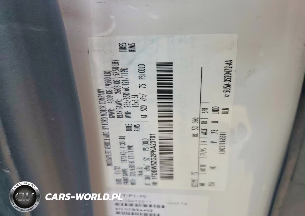 2023 Ford Transit Refrigerated Box Truck VIN:1FDBW5ZG2PKA23701 - 12