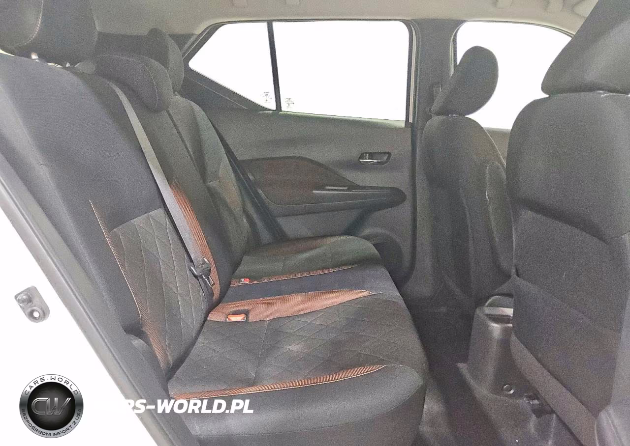 2018 Nissan Kicks Sr VIN:3N1CP5CU0JL534496 - 11