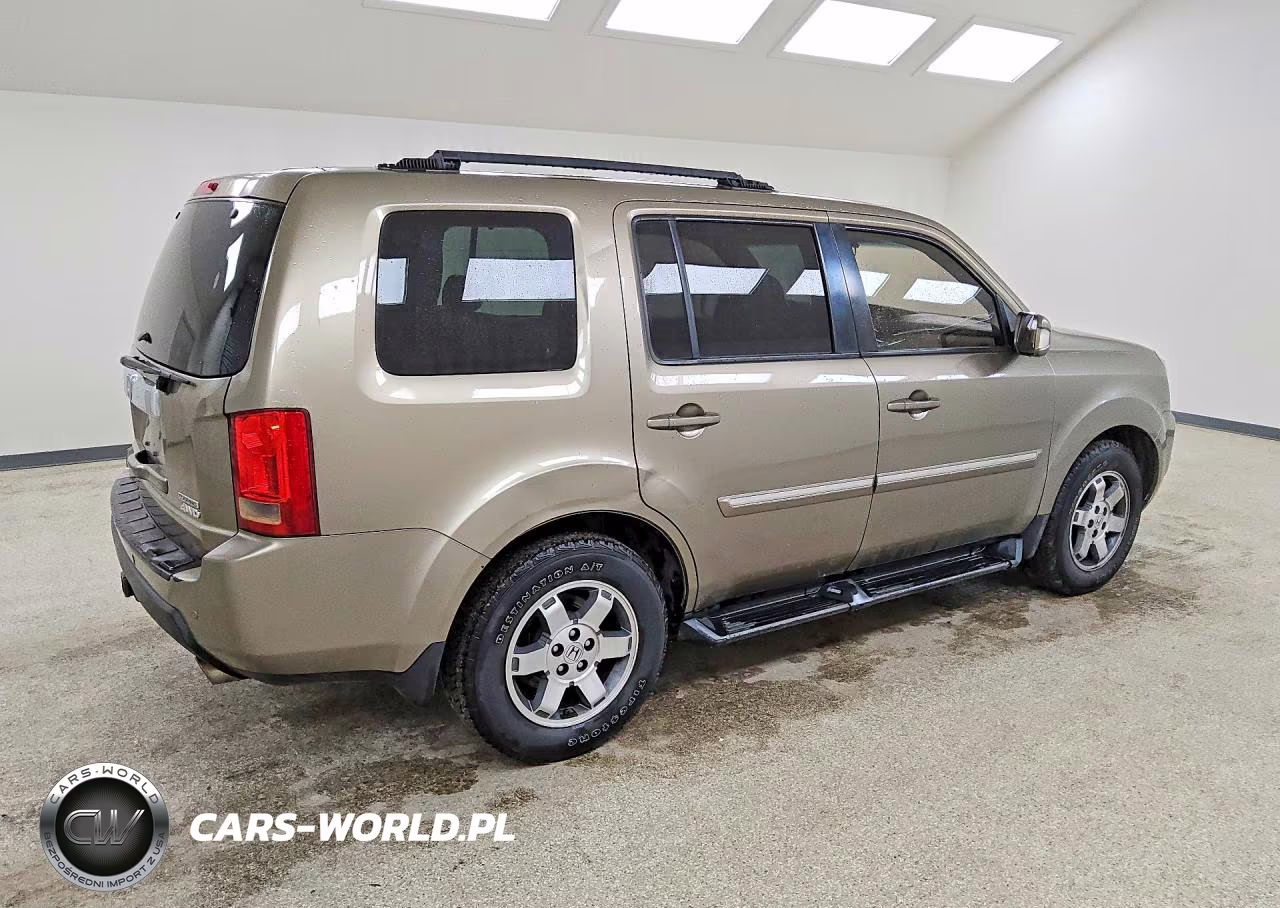 2011 Honda Pilot Touring VIN:5FNYF4H94BB102188 - 3