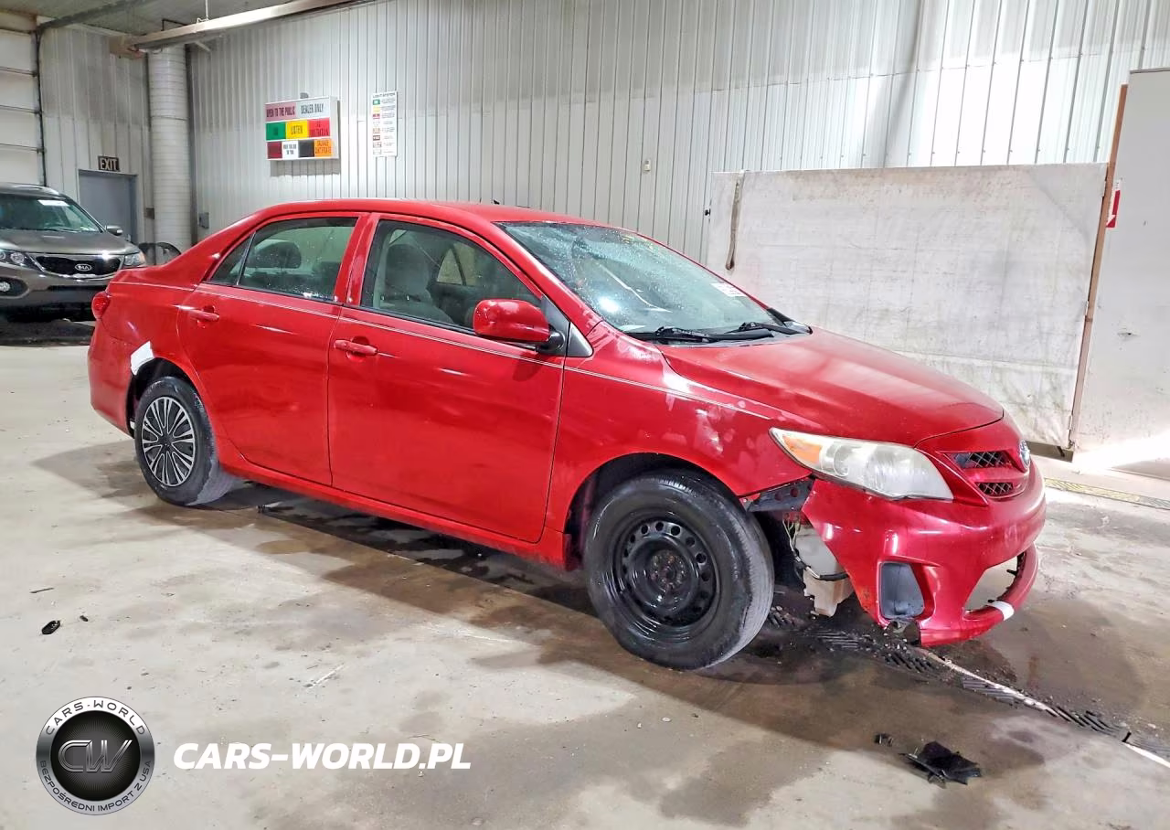 2013 Toyota Corolla L VIN:JTDBU4EE8DJ116667 - 4