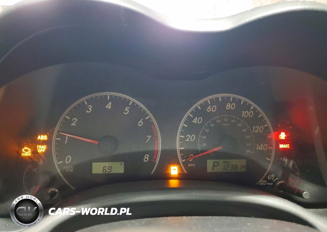 2013 Toyota Corolla L VIN:JTDBU4EE8DJ116667 - 9