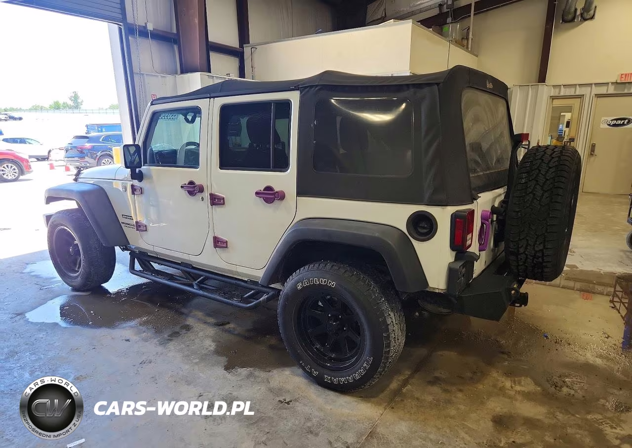 2014 Jeep Wrangler Unlimited Sport VIN:1C4BJWDG6EL113215 - 2