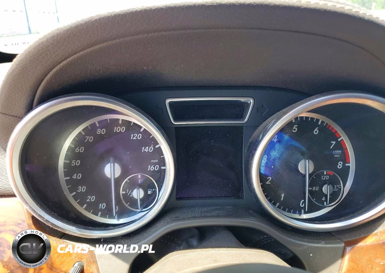 2013 Mercedes-Benz Gl 550 4Matic VIN:4JGDF7DE5DA130365 - 9