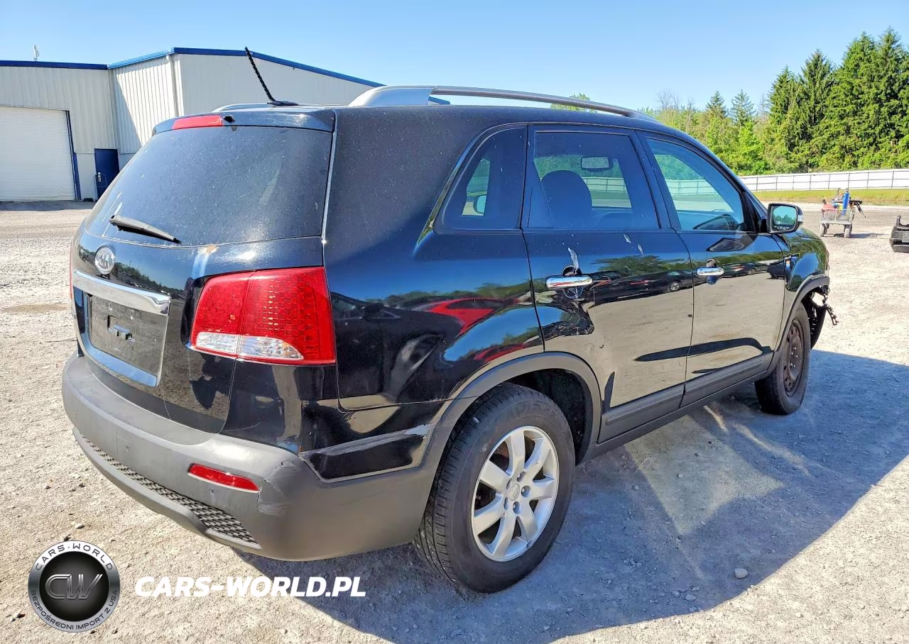 2012 Kia Sorento Lx VIN:5XYKT3A65CG195239 - 3