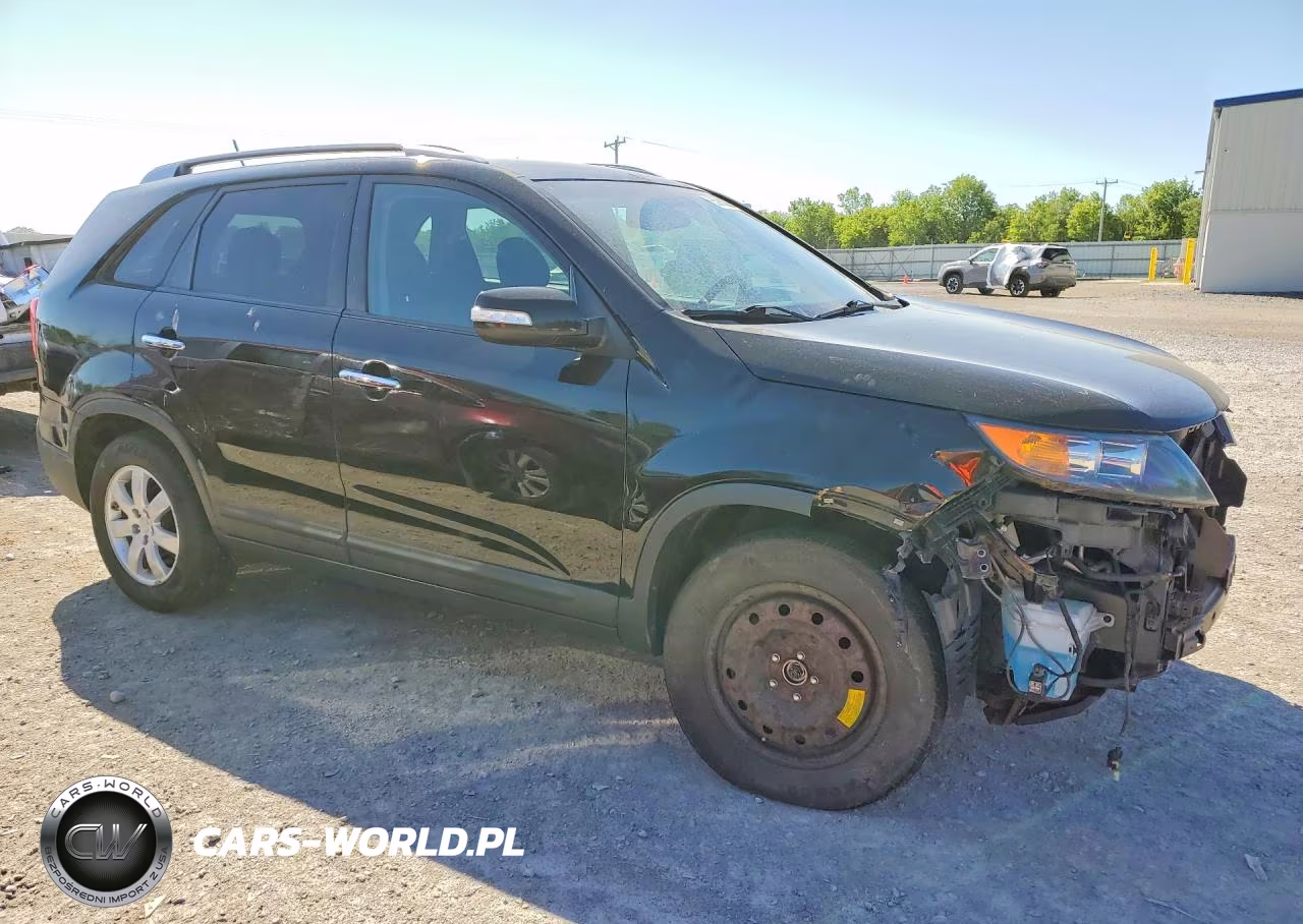 2012 Kia Sorento Lx VIN:5XYKT3A65CG195239 - 4