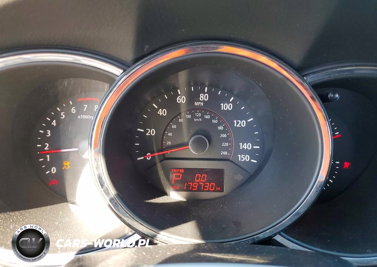 2012 Kia Sorento Lx VIN:5XYKT3A65CG195239 - 9