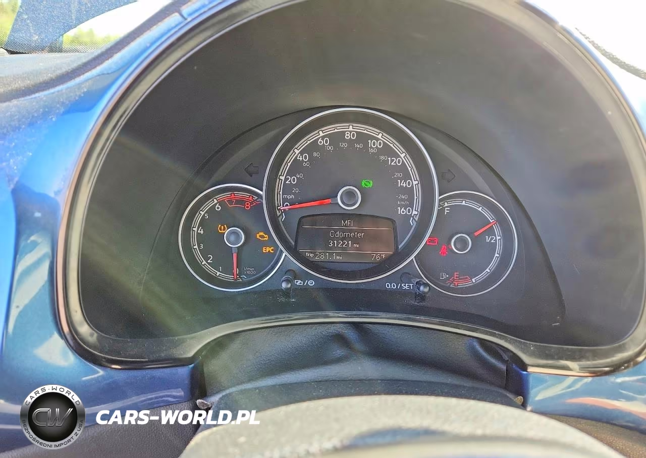 2017 Volkswagen Beetle 1.8T VIN:3VWF17ATXHM624287 - 9