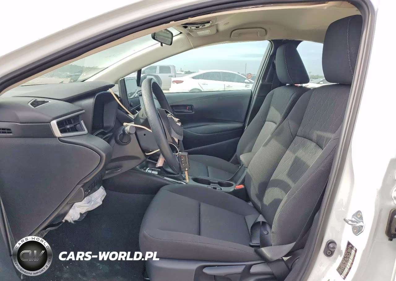 2026 Toyota Corolla Le VIN:5YFB4MDEXTP436066 - 7