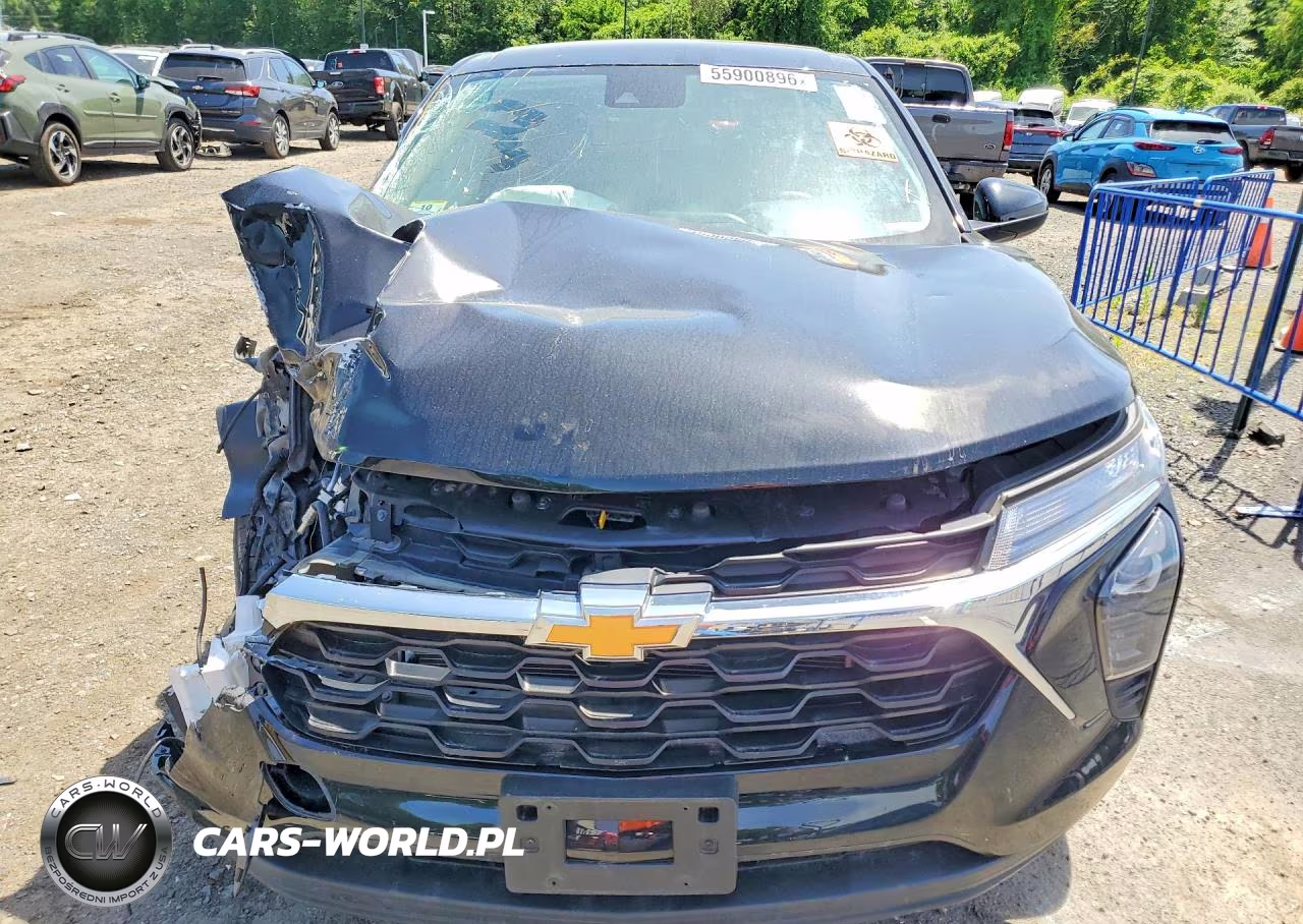 2025 Chevrolet Trax Ls VIN:KL77LFEP3SC108819 - 5