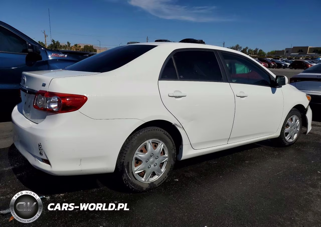 2011 Toyota Corolla Le VIN:2T1BU4EE4BC610405 - 3