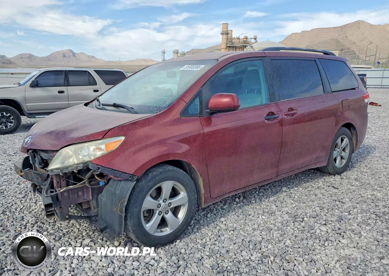 2013 Toyota Sienna Le