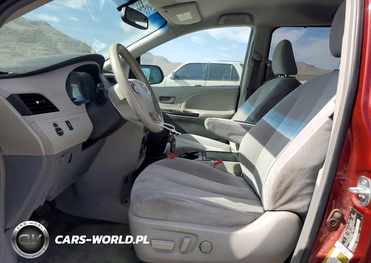 2013 Toyota Sienna Le VIN:5TDKK3DC7DS358921 - 7