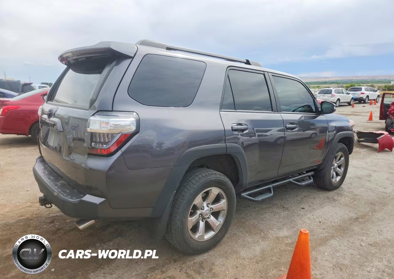 2018 Toyota 4Runner Sr5 Premium VIN:JTEBU5JR9J5512668 - 3