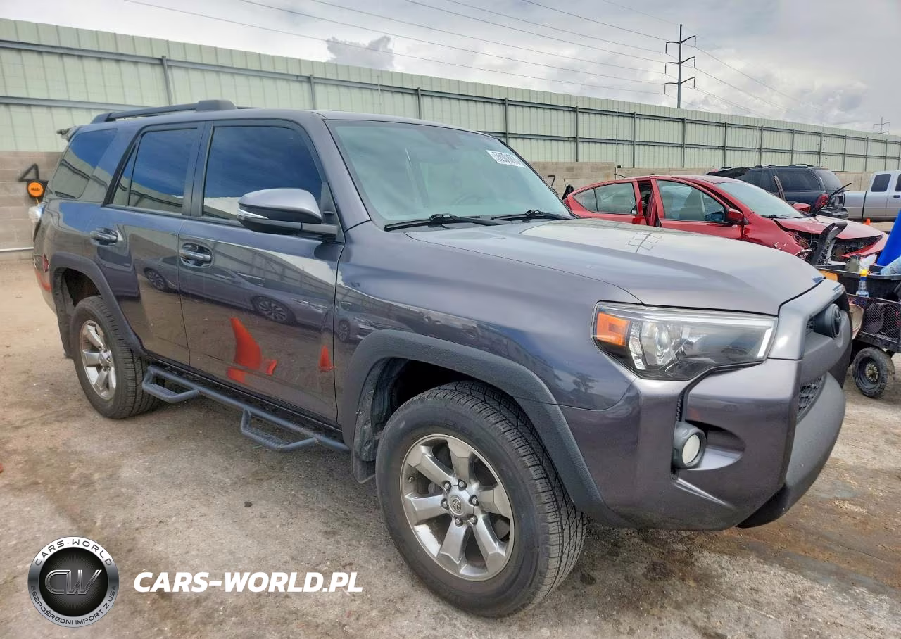 2018 Toyota 4Runner Sr5 Premium VIN:JTEBU5JR9J5512668 - 4