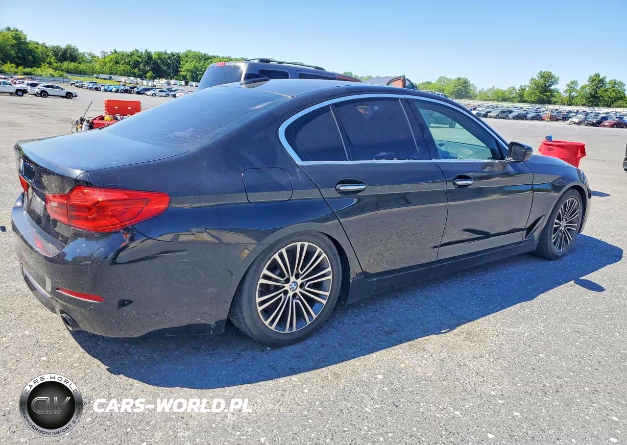 2018 BMW 530 Xi VIN:WBAJA7C58JG909367 - 3