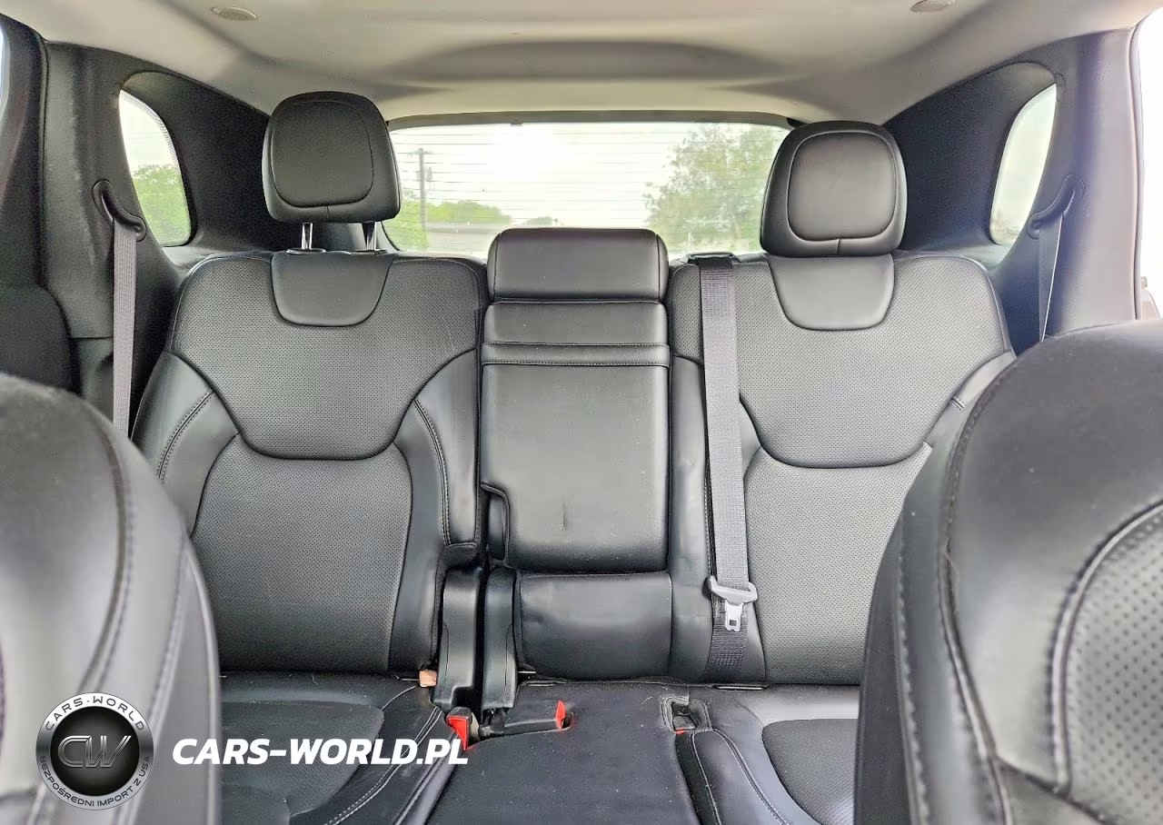 2019 Jeep Cherokee Limited VIN:1C4PJMDN1KD146797 - 10