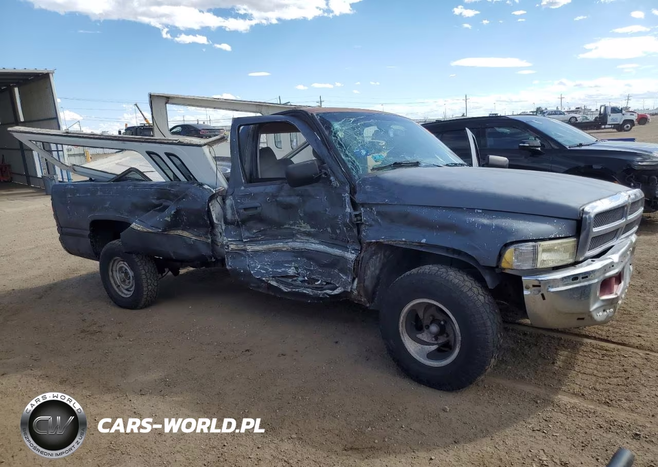 1994 Dodge Ram 1500 VIN:1B7HC16X2RS605918 - 4