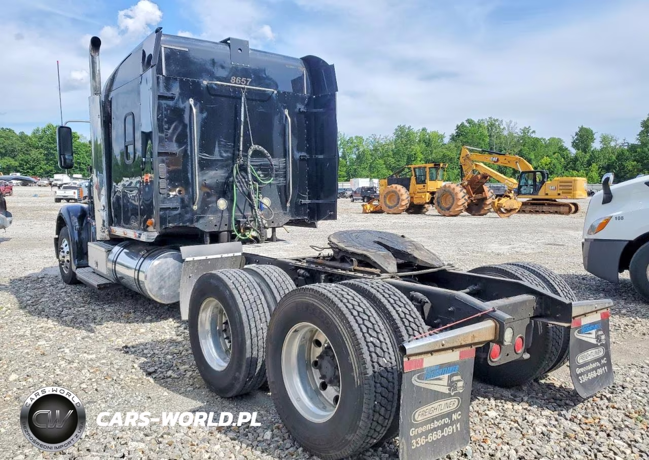 2017 Freightliner Coronado 132 Glider VIN:3ALXFB003HDHY7903 - 3