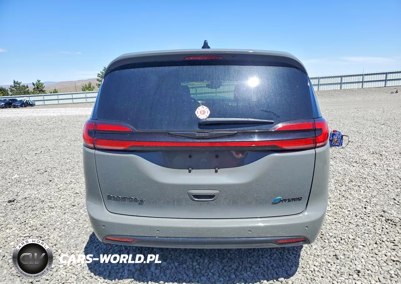 2023 Chrysler Pacifica Hybrid Limited VIN:2C4RC1S79PR562817 - 6