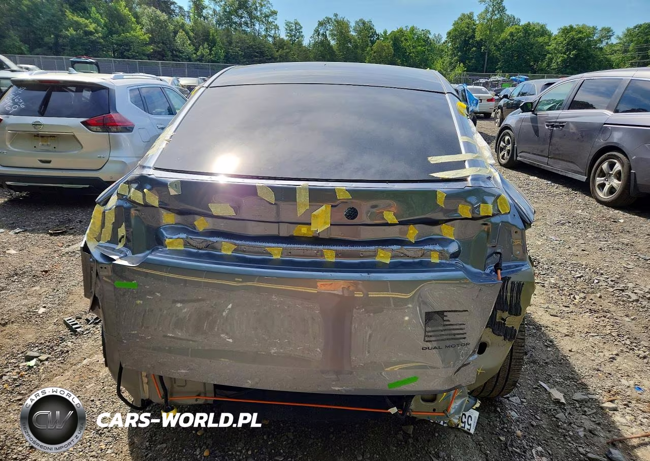 2026 Tesla Model Y VIN:7SAYGDEE5TA406808 - 6