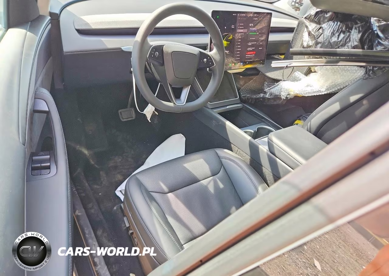 2026 Tesla Model Y VIN:7SAYGDEE5TA406808 - 8